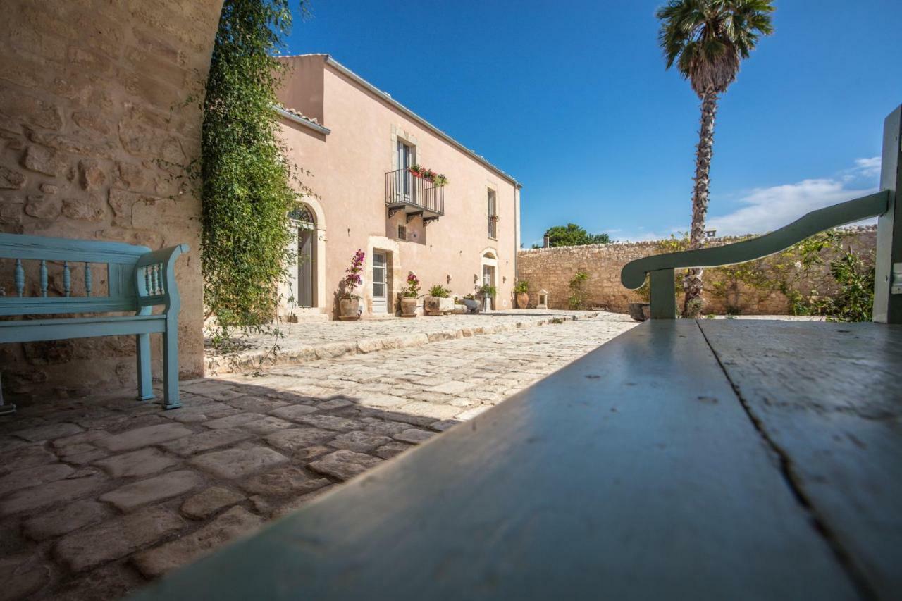 Terre Di Cavalusi Relais Vendégház Donnafugata Kültér fotó